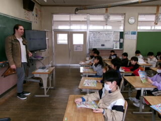 20250425eigo001.jpg