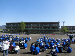 202104301nenseiwomuakaerukai001.JPG