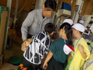 3年　社会見学 (2).JPG
