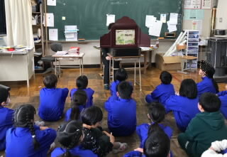 読み聞かせ.jpg