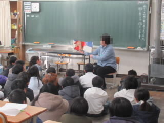 読み聞かせ (2).JPG