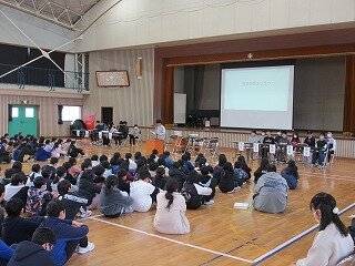 児童総会 (1).jpg