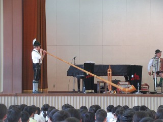 移動鑑賞音楽会 (3).jpg
