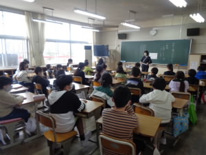 担任との出会い(初めての学活）2.jpg