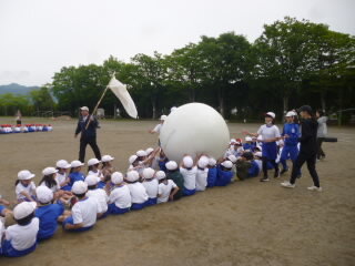 070526bigball (2).JPG