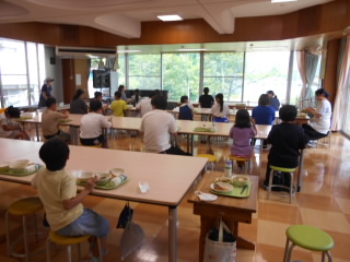 給食試食会 (1).JPG