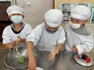 202404yomogidango02.jpg