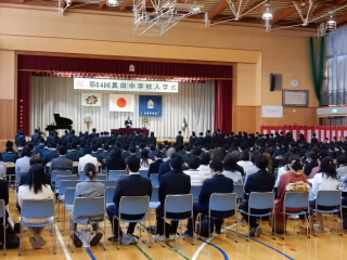 20190404nyuugakusiki001.JPG