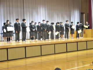 r6031408.jpg