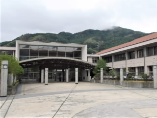 r6050104.jpg