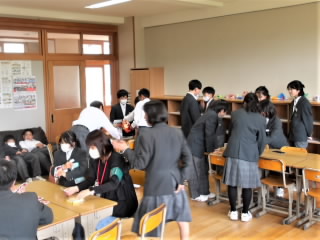 r6051504.jpg
