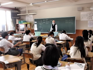 r6052201.jpg