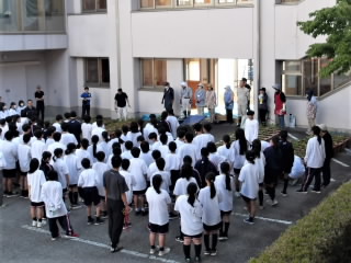 r6060415.jpg