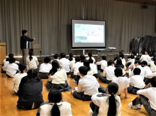 r6060707.jpg