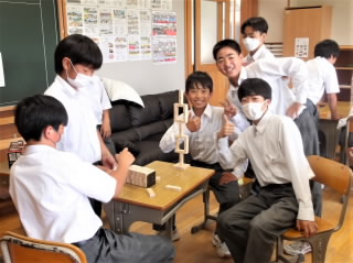 r6061203.JPG
