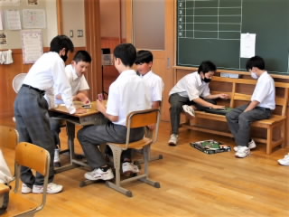 r6061907.jpg