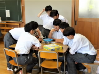 r6061914.jpg