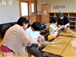 r6061922.jpg