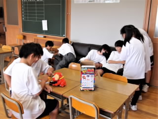 r6070304.jpg