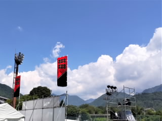 r6080301.jpg