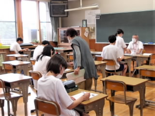 r6082803.jpg