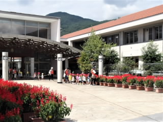 r6091101.jpg