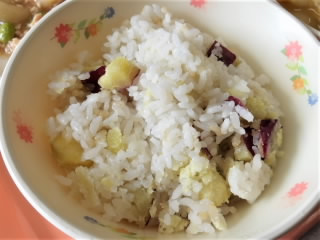 r6112206.jpg