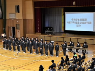 r6121906.jpg