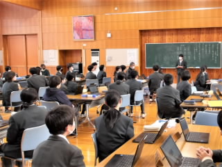 r6122008.jpg
