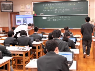 r6122310.jpg