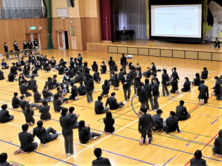 r7011402.jpg