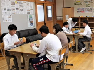 r7011507.jpg