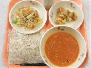r7030402.jpg