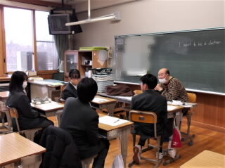 r7031208.jpg