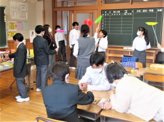 r7041608.jpg