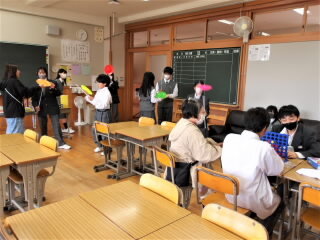 r7042302.jpg