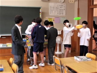 r7050704.jpg