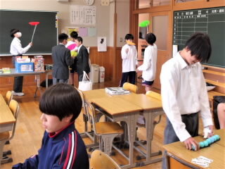 r7050705.jpg