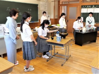 r7060421.jpg