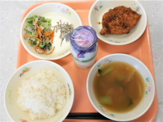 r7060501.jpg
