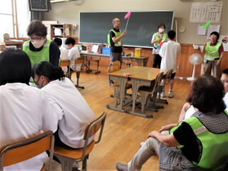r7070707.jpg