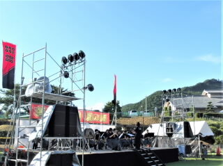 r7080207.jpg