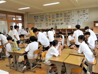 r7091004.jpg