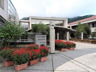 r7091201.jpg