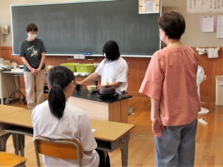 r7091711.jpg