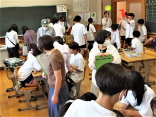 r7092415.jpg