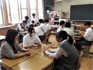 r7100102.jpg