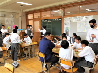 r7100803.jpg