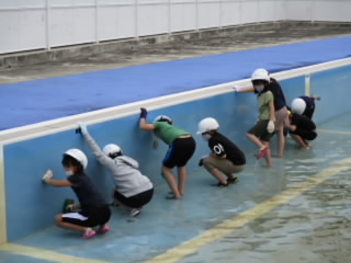 20210507_poolsouji01.JPG