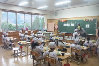 202504kyuusyoku.JPG